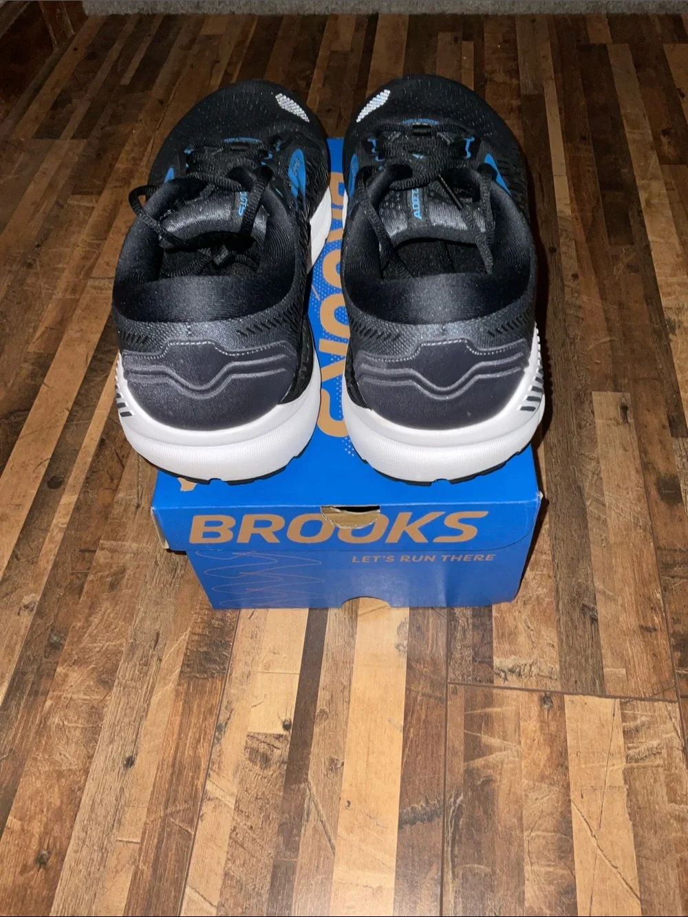 Men’s Brooks Addiction GTS 15 size 11 4E (extra wide)